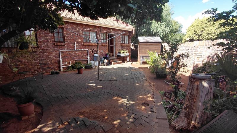 3 Bedroom Property for Sale in Universitas Ridge Free State